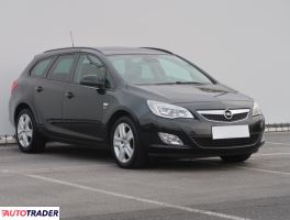 Opel Astra 2012 1.4 138 KM