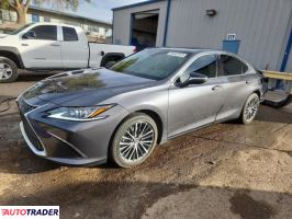 Lexus ES - zobacz ofertę