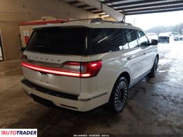 Lincoln Navigator 2021 3