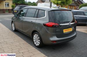 Opel Zafira 2017 1.6 135 KM
