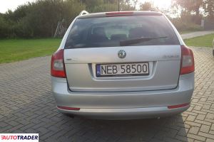 Skoda Octavia 2012 2 140 KM