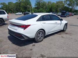Hyundai Elantra 2025 2
