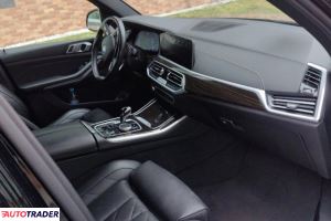 BMW X5 2022 3.0 394 KM