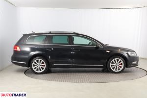 Volkswagen Passat 2011 2.0 138 KM