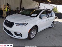 Chrysler Pacifica 2022 3
