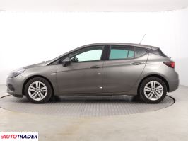 Opel Astra 2019 1.2 143 KM