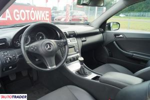 Mercedes CLC 2009 1.8 146 KM