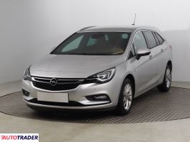 Opel Astra 2018 1.6 134 KM