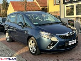 Opel Zafira 2015 1.4 120 KM