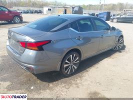 Nissan Altima 2021