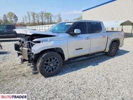Toyota Tundra - zobacz ofertę