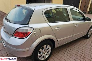 Opel Astra 2006 1.4 90 KM