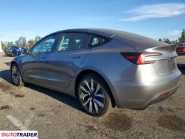 Tesla Model 3 2025