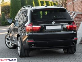 BMW X5 2010 3.0 286 KM