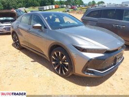Toyota Crown 2024 2