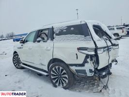 Lincoln Navigator 2024 3