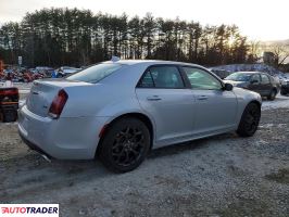 Chrysler 300C 2021 3