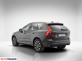 Volvo XC60 2023 2.0 197 KM