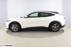 Ford Mustang 2021 296 KM