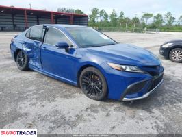 Toyota Camry - zobacz ofertę