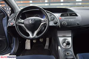 Honda Civic 2009 1.8 140 KM