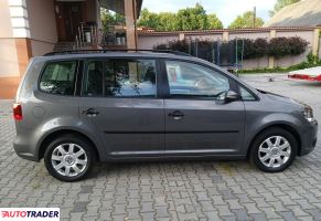 Volkswagen Touran 2014 1.6 105 KM Volkswagen Touran 2014 1.6 105 KM
