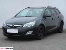 Opel Astra 2012 1.4 138 KM