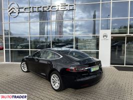 Tesla Model S 2017 525 KM