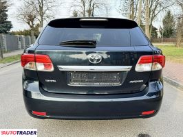 Toyota Avensis 2012 2.0 124 KM