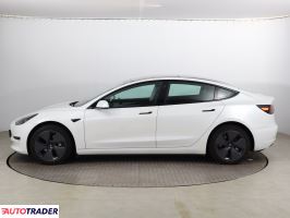 Tesla Model 3 2022 278 KM