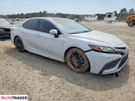 Toyota Camry 2022 3