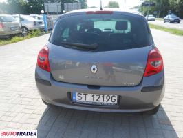 Renault Clio 2007 1.5 104 KM