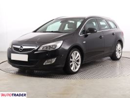 Opel Astra 2011 1.4 138 KM