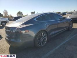 Tesla Model S 2020 Tesla Model S 2020