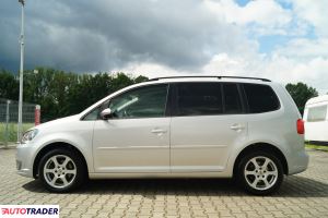 Volkswagen Touran 2010 1.4 140 KM