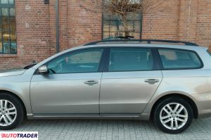 Volkswagen Passat 2012 2 140 KM