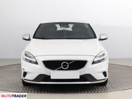 Volvo V40 2019 2.0 150 KM