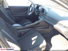 Hyundai Elantra 2025 2