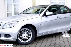 Mercedes C-klasa - zobacz ofertę