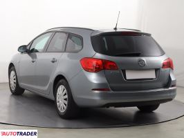 Opel Astra 2013 1.4 99 KM