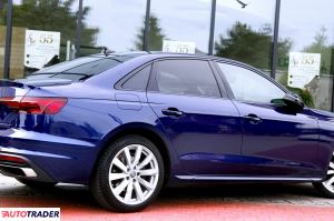 Audi A4 2022 2.0 150 KM