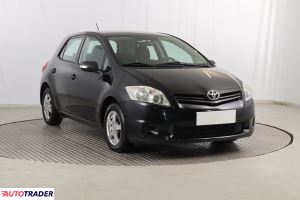 Toyota Auris 2013 1.3 97 KM Toyota Auris 2013 1.3 97 KM