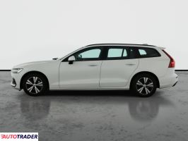 Volvo V60 2019 2.0 147 KM