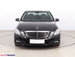 Mercedes E-klasa 2010 1.8 201 KM Mercedes E-klasa 2010 1.8 201 KM