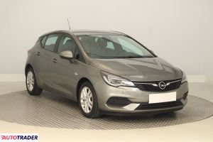 Opel Astra 2020 1.2 143 KM