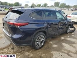 Toyota Highlander 2020 3