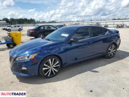 Nissan Altima - zobacz ofertę