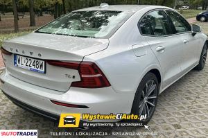 Volvo S60 2021 2.0 310 KM Volvo S60 2021 2.0 310 KM