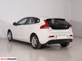 Volvo V40 2017 2.0 120 KM