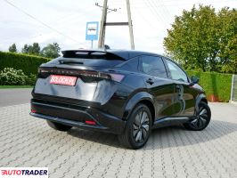 Nissan Pozostałe 2025 306 KM